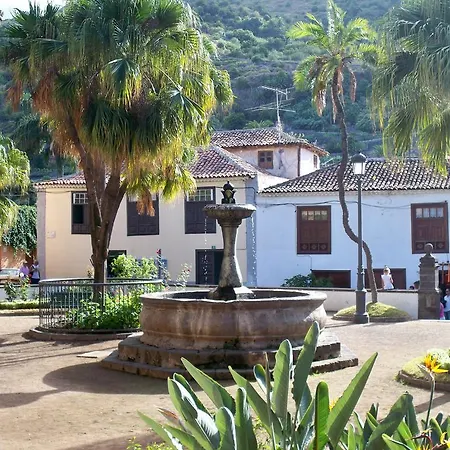 בית נופש Rural House With Natural Cave